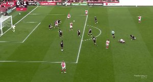 1740243276908025109.gif ars whu 5.gif