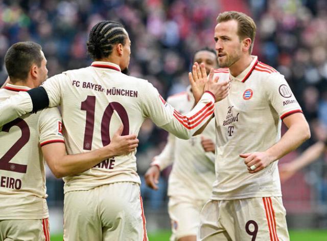 1745679971243072513.jpg kane 3.jpg